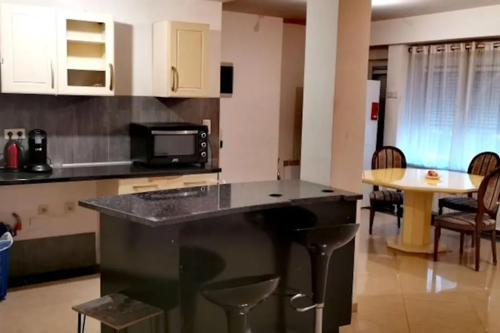 Apartment With All Inside Bruxelas
